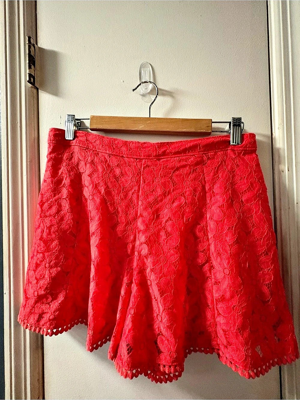 Hollister Floral Lace Mini Skirt in coral Size Large